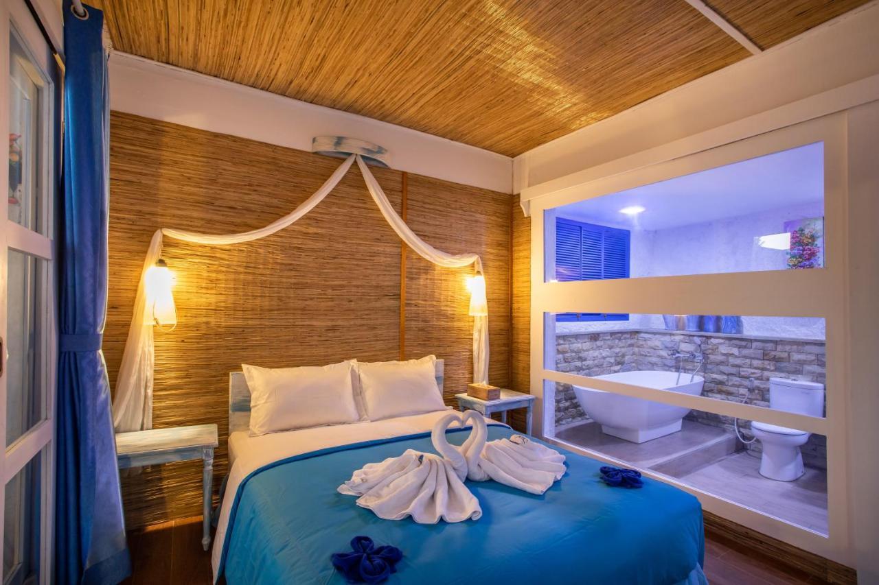 Santorini Beach Resort Quần đảo Gili Ngoại thất bức ảnh