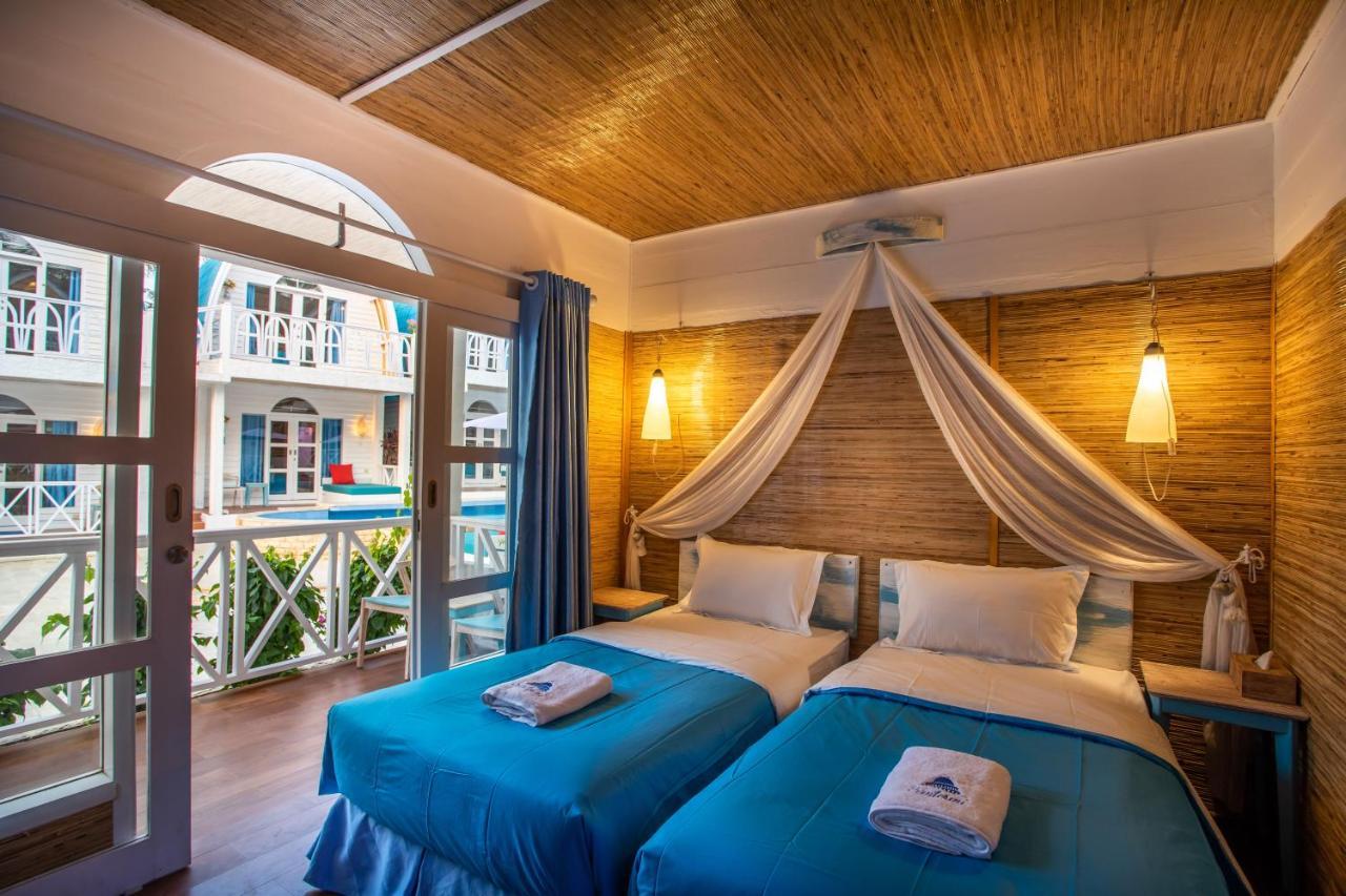 Santorini Beach Resort Quần đảo Gili Ngoại thất bức ảnh